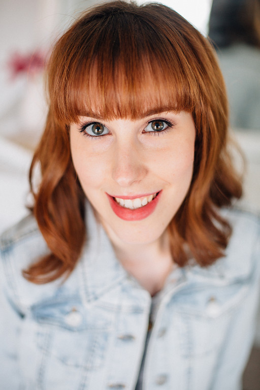 DC Beauty Blogger Kara Ferguson shares how to apply false lashes like a pro