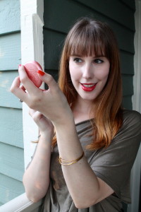 Kara Manos - Politics of Pretty - Beauty Blogger