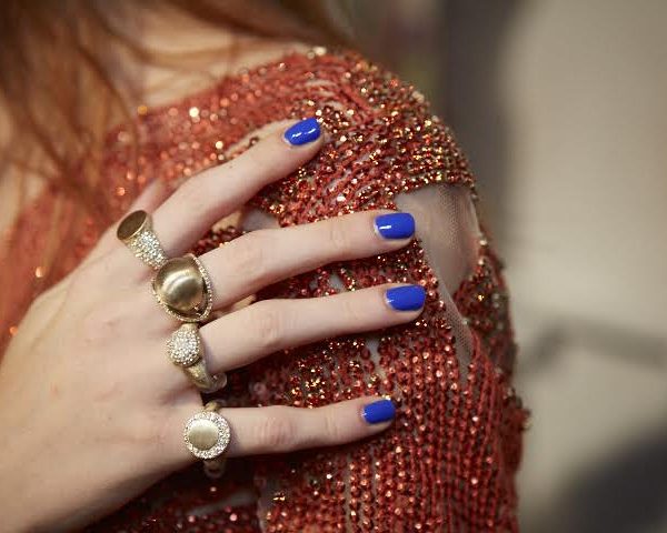 Bright blue nails at Jenny Packham NYFW - Politics of Pretty