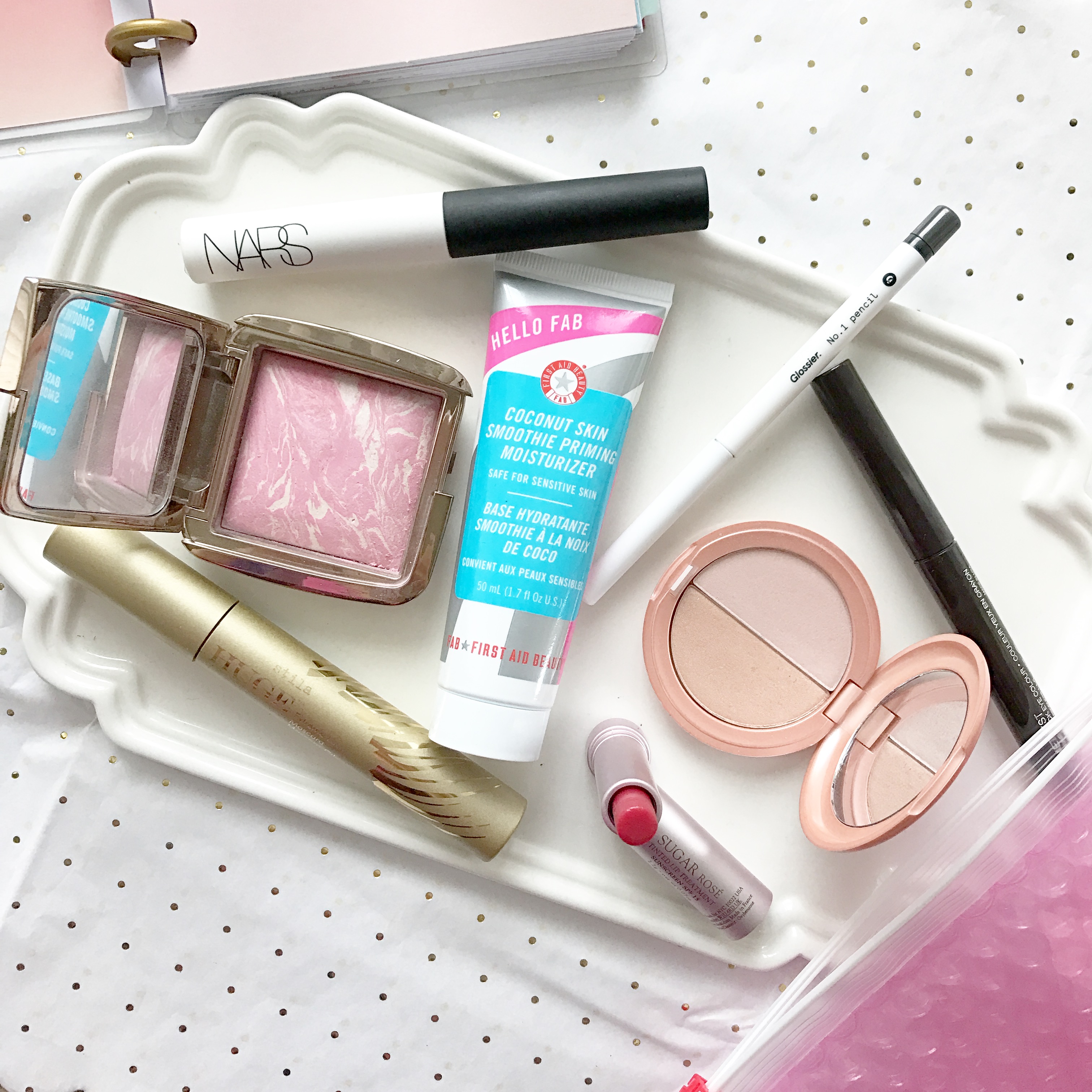 The Best On-The-Go Makeup - The Beauty