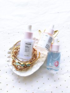 Glossier Lidstar Review featured by top MD beauty blogger and Glossier Rep, The Beauty Minimalist