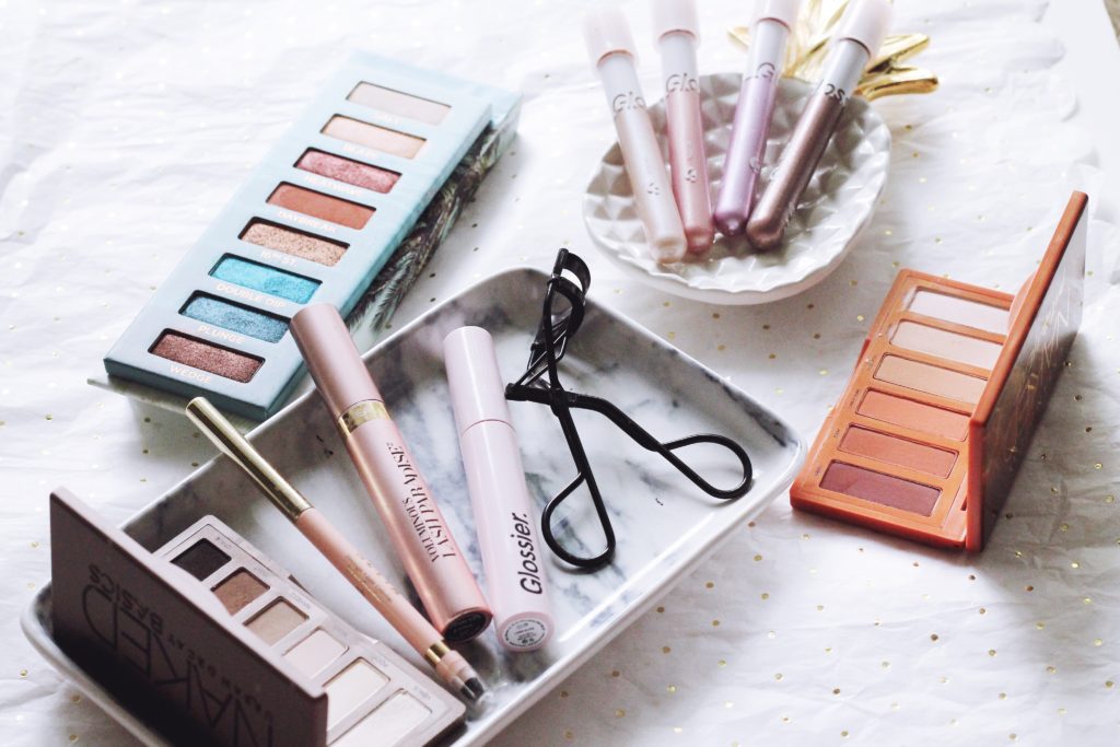 Everyday Eye Makeup Favorites, Urban Decay Eyeshadow Palette, beauty blogger favorites