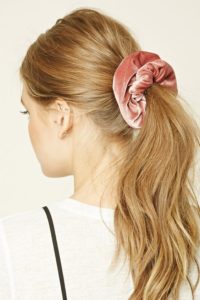 reasons why I think the scrunchie is making a comeback