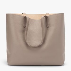 The Best Leather Tote Bags from Madewell, Cuyana and Everlane featured by top DC fashion blogger, The Beauty Minimalist: Cuyana Classic Tote