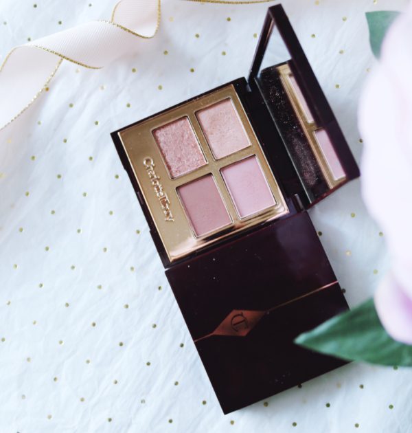 Charlotte Tilbury Exagger-Eyes & Pillow Talk Eyeshadow Palettes Reviewed by top DC beauty blogger, The Beauty Minimalist
