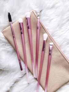 September Beauty Favorites from top beauty blogger The Beauty Minimalist