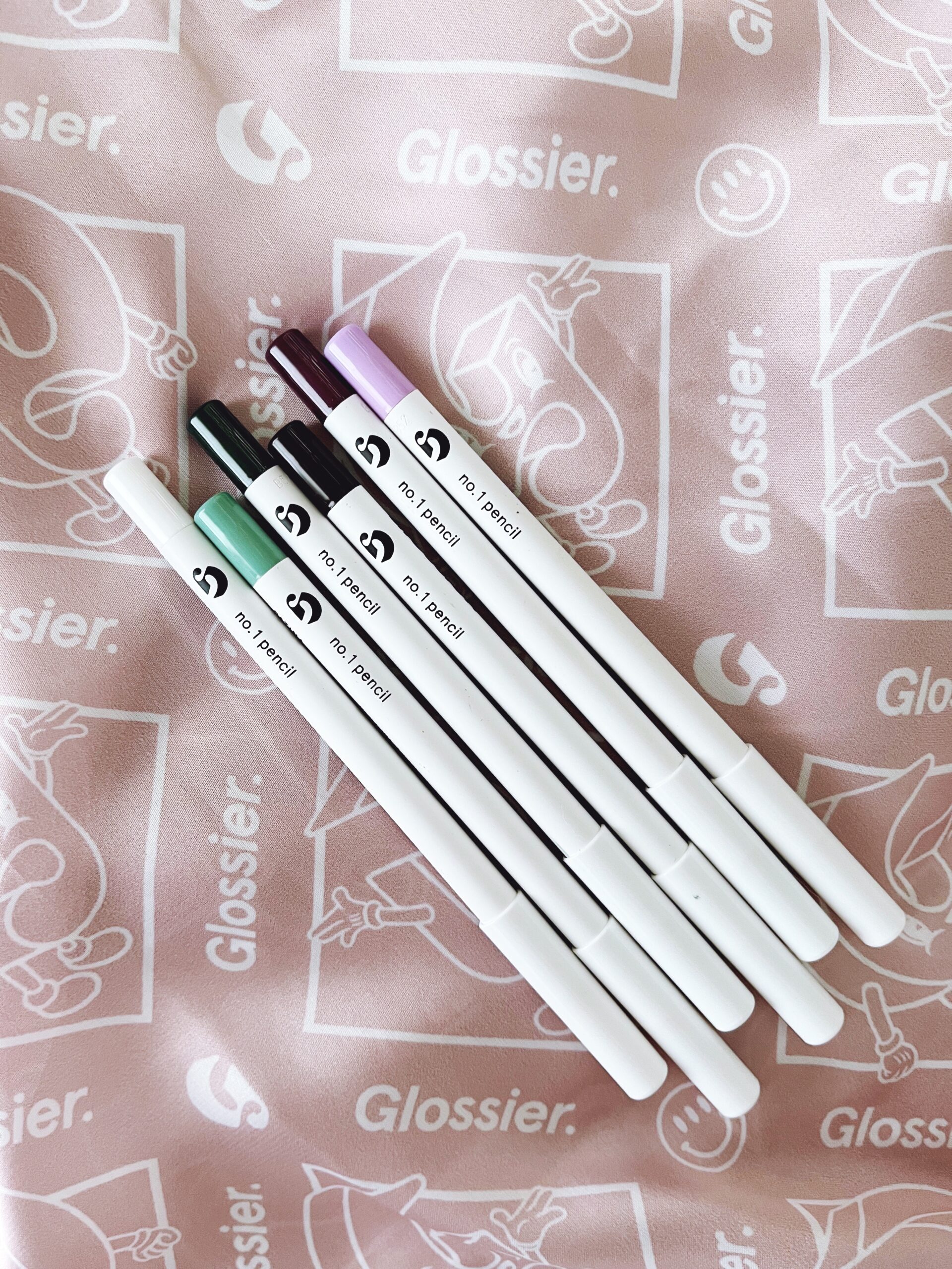 Glossier No. 1 Pencil review by The Beauty Minimalist