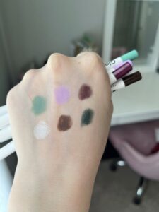 Swatches of Glossier No. 1 Pencil in Patina, Muse, Rococo, Canvas, Frame, and Fresco